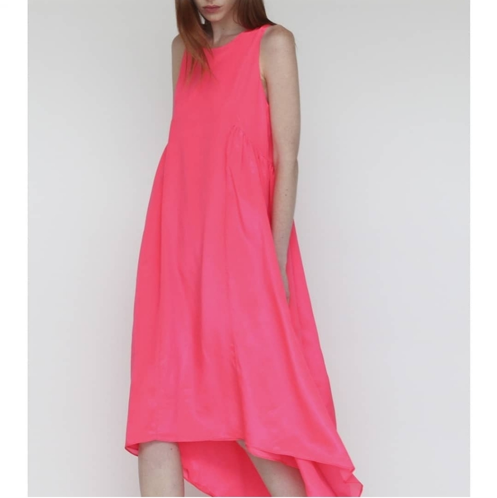 Villagallo Bright Pink Hi-Lo Dress💗